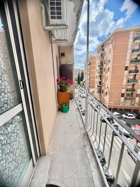 appartamento in vendita a Roma in zona Portuense