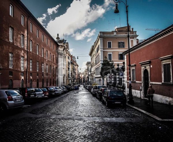appartamento in vendita a Roma in zona Rione Monti/Campitelli