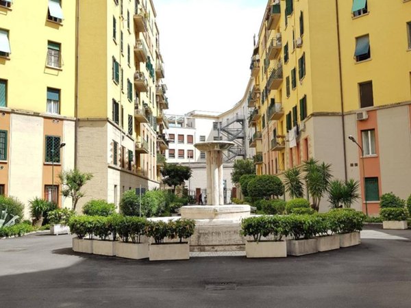 appartamento in vendita a Roma in zona Appio Latino