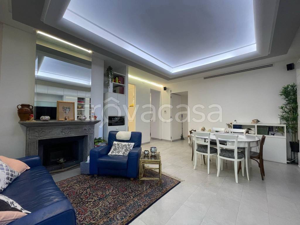 appartamento in vendita a Roma in zona Ostiense
