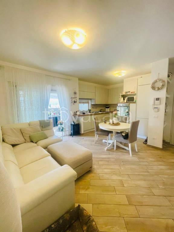 appartamento in vendita a Roma in zona Casalotti