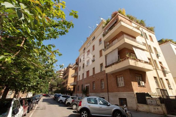 appartamento in vendita a Roma in zona Nomentano