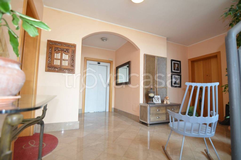 appartamento in vendita a Roma in zona Acilia