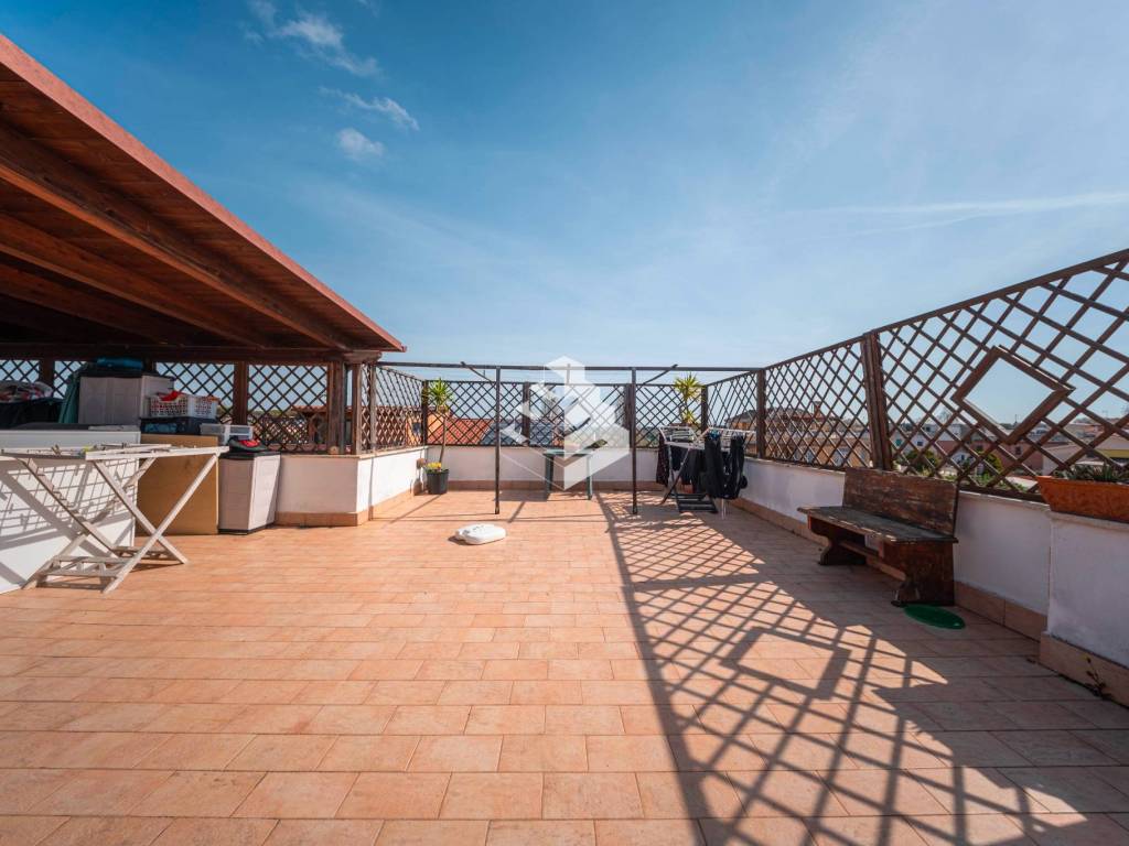 appartamento in vendita a Roma in zona Acilia