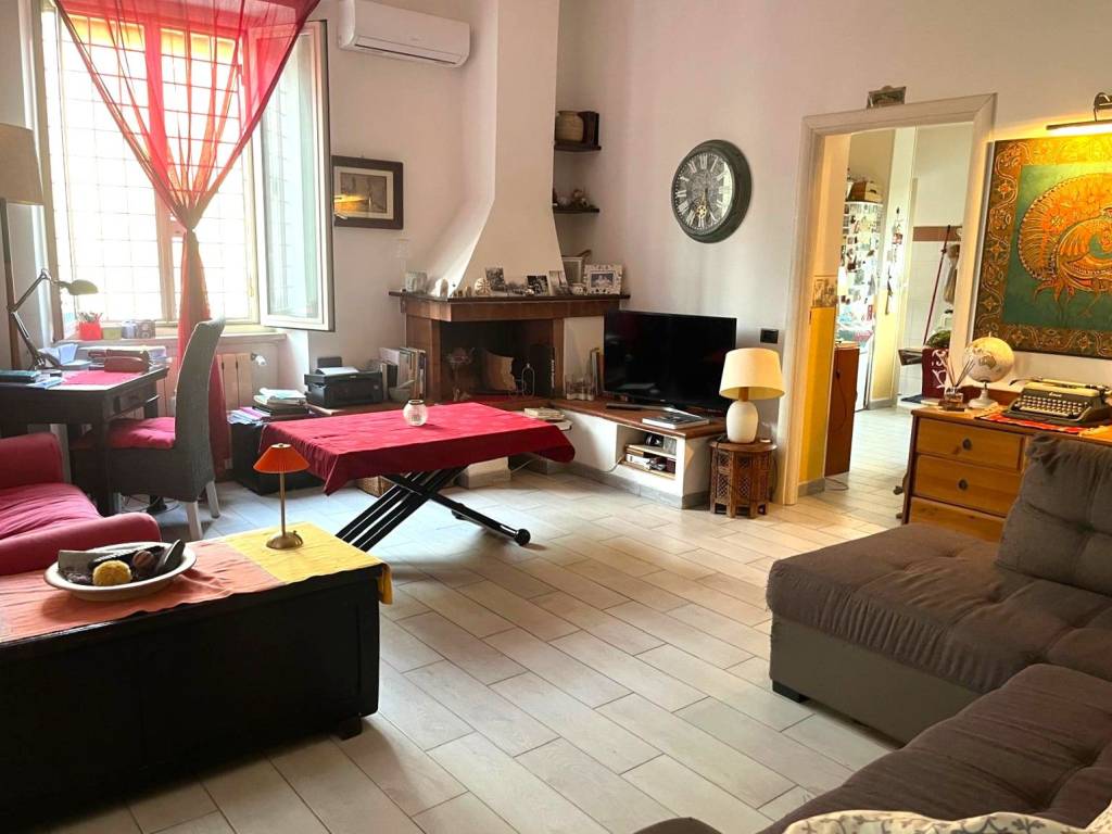 appartamento in vendita a Roma in zona Vitinia