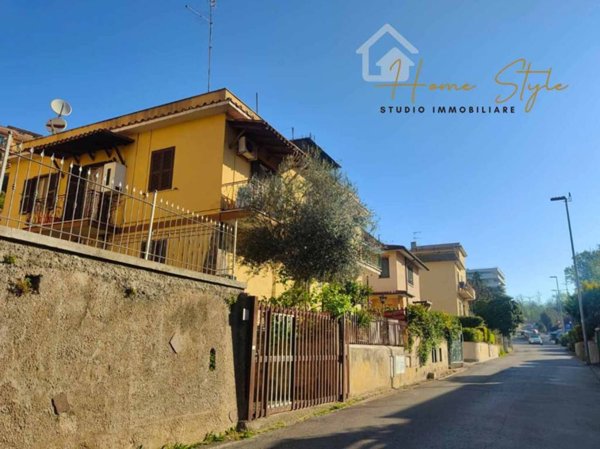 appartamento in vendita a Roma in zona Sette Bagni