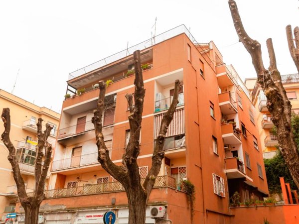 appartamento in vendita a Roma in zona Gianicolense