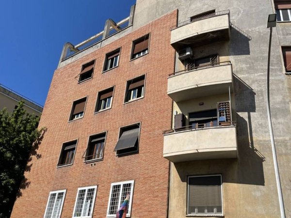 appartamento in vendita a Roma in zona Nomentano