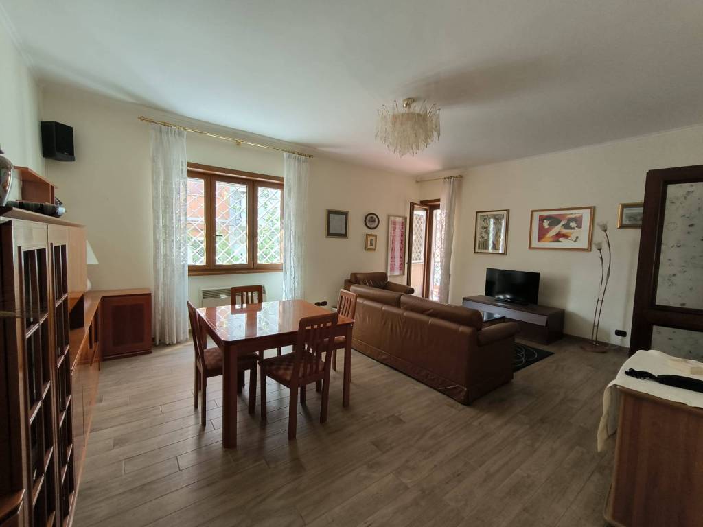 appartamento in vendita a Roma in zona Monte Sacro/Talenti