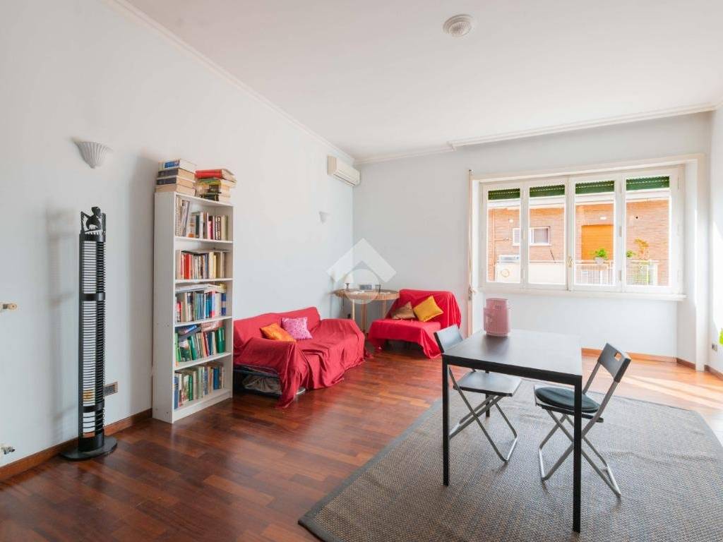 appartamento in vendita a Roma in zona Monte Sacro/Talenti