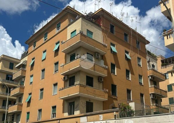 appartamento in vendita a Roma in zona Gianicolense