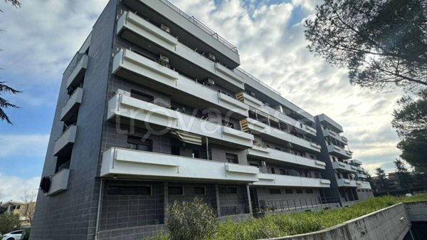 appartamento in vendita a Roma in zona Romanina