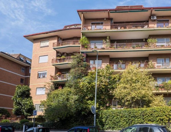 appartamento in vendita a Roma in zona Vigna Murata