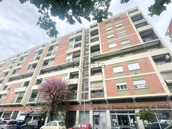 appartamento in vendita a Roma in zona Prenestino-Labicano