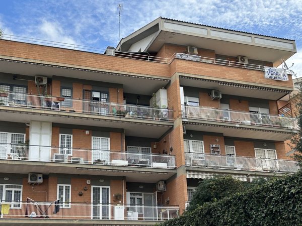 appartamento in vendita a Roma in zona Casalotti