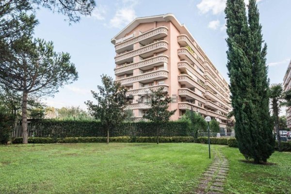 appartamento in vendita a Roma in zona Giardini di Corcolle