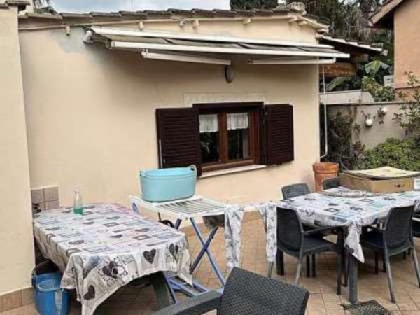 casa indipendente in vendita a Roma in zona Acilia