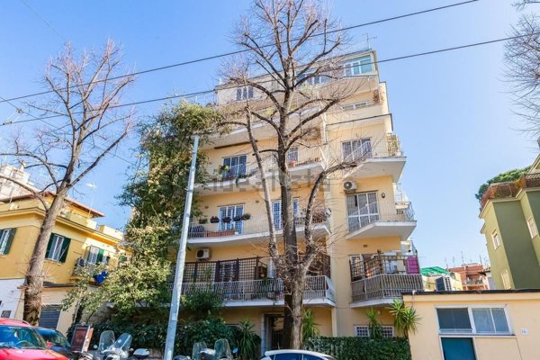 appartamento in vendita a Roma in zona Monte Sacro/Talenti