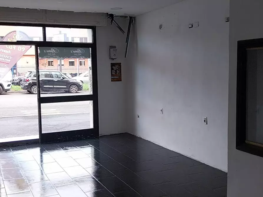 negozio in vendita a Roma in zona Ostiense