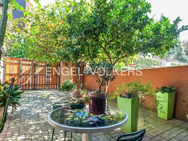 casa indipendente in vendita a Roma in zona Portuense