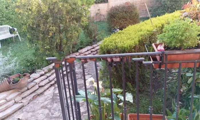 casa indipendente in vendita a Roma in zona Ponte di Nona