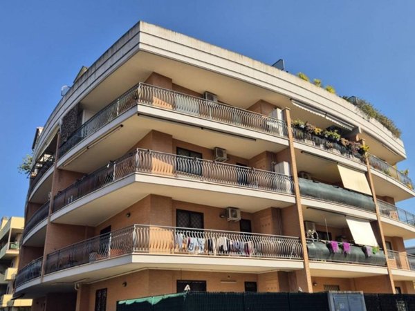 appartamento in vendita a Roma in zona Ponte di Nona
