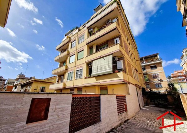 appartamento in vendita a Roma in zona Portuense
