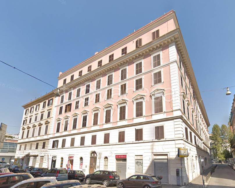 appartamento in vendita a Roma in zona Ostia