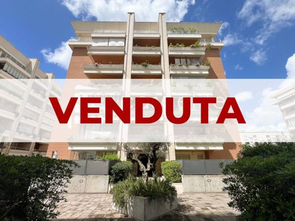 appartamento in vendita a Roma in zona Giuliano Dalmata
