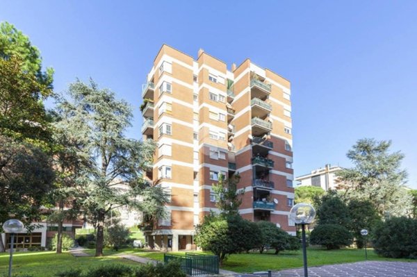 appartamento in vendita a Roma in zona Ardeatino
