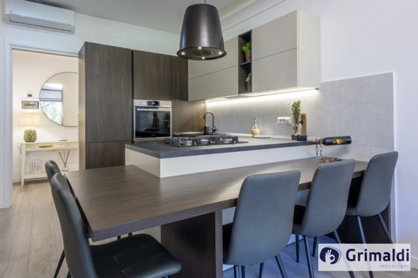 appartamento in vendita a Roma in zona EUR