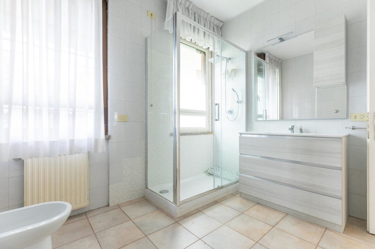 appartamento in vendita a Roma in zona EUR