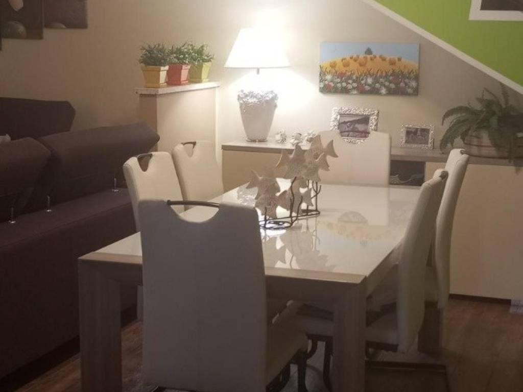 casa indipendente in vendita a Roma in zona Infernetto