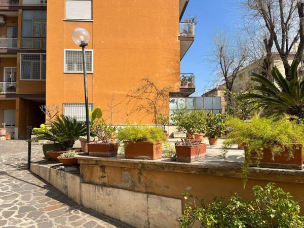 appartamento in vendita a Roma in zona Gianicolense