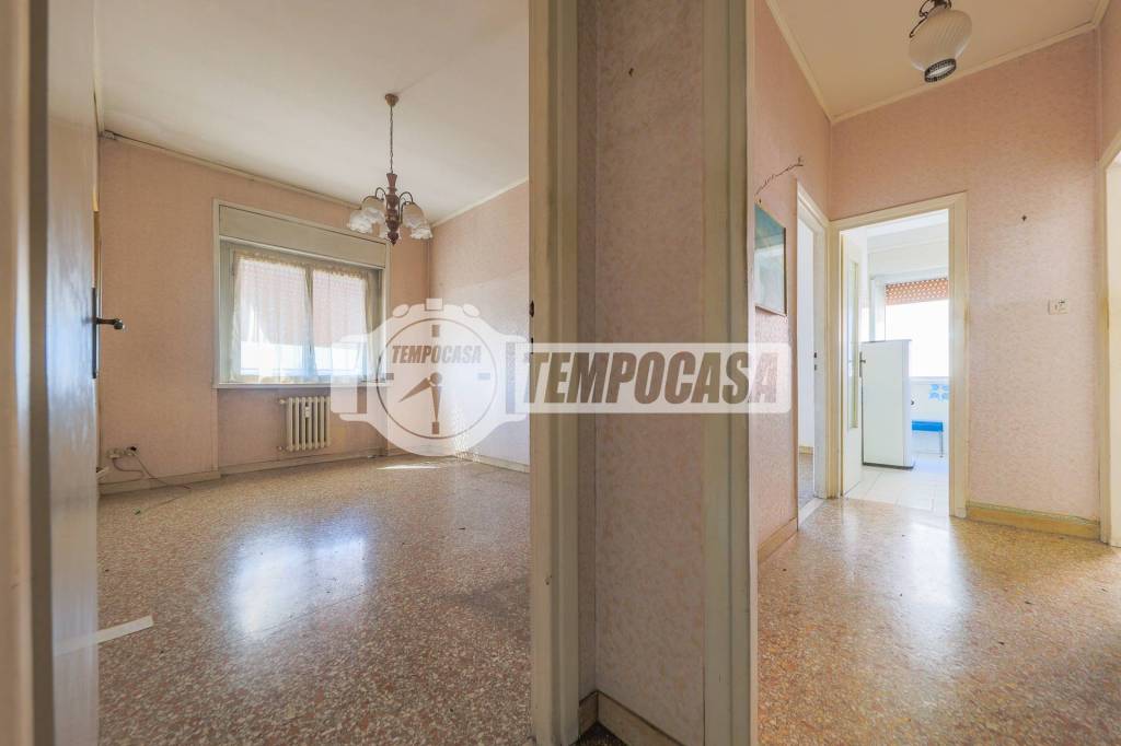appartamento in vendita a Roma in zona Prenestino-Labicano