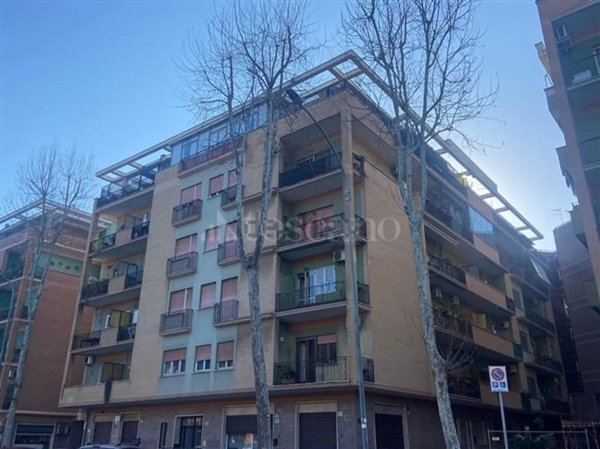 casa indipendente in vendita a Roma in zona Ostia