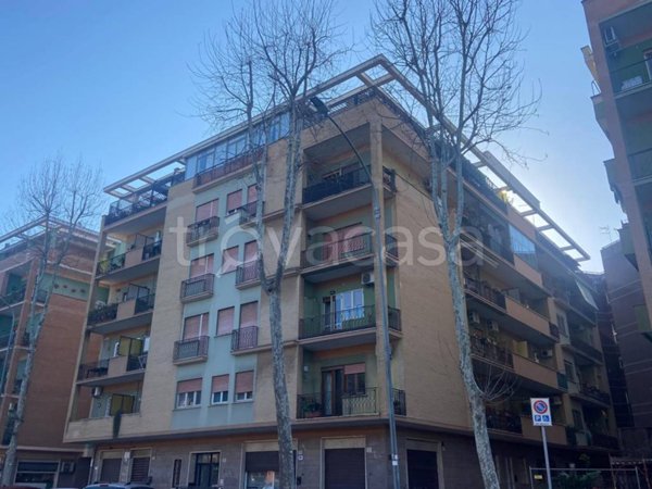appartamento in vendita a Roma in zona Ostia