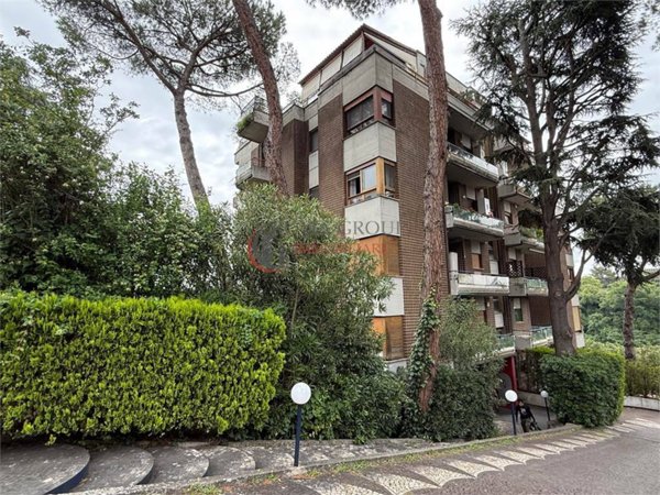 appartamento in vendita a Roma in zona Grottarossa