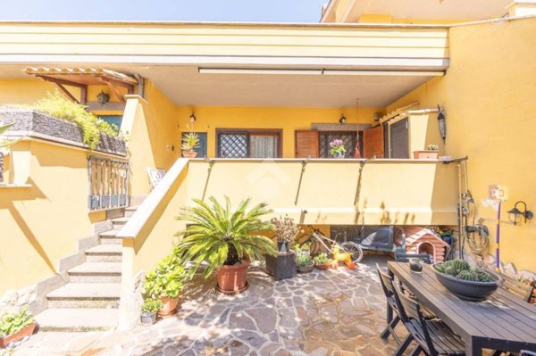 casa indipendente in vendita a Roma in zona Tor Vergata/Torrenova
