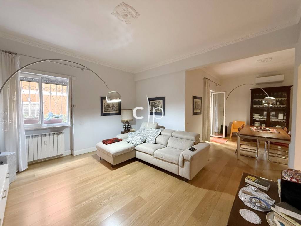appartamento in vendita a Roma in zona Gianicolense