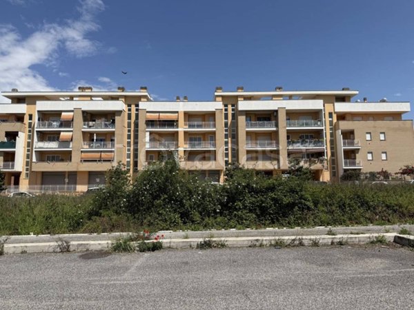 appartamento in vendita a Roma in zona Ponte di Nona