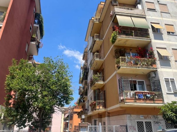 appartamento in vendita a Roma in zona Gianicolense
