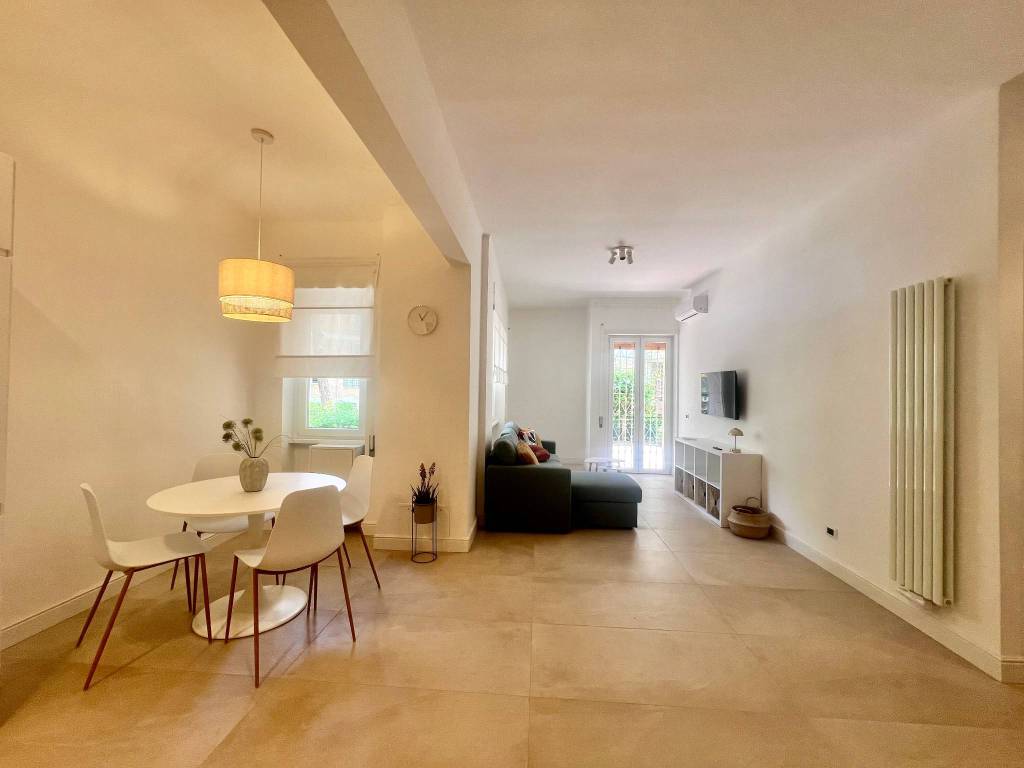 appartamento in vendita a Roma in zona Ostia