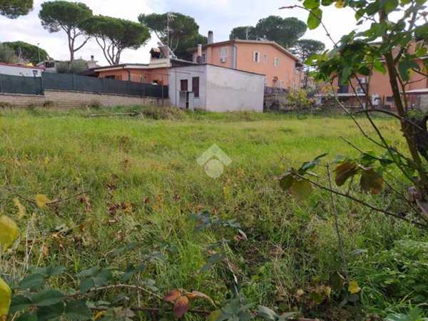 terreno agricolo in vendita a Roma in zona Castelverde