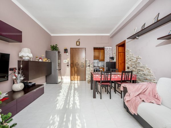 appartamento in vendita a Roma in zona Tor Bella Monaca
