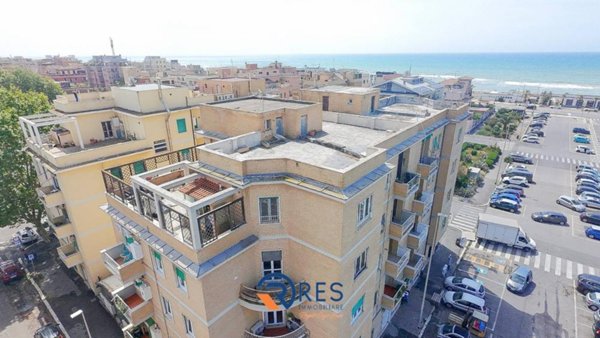 appartamento in vendita a Roma in zona Ostia
