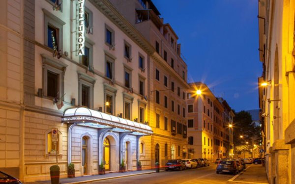 appartamento in vendita a Roma in zona Castro Pretorio