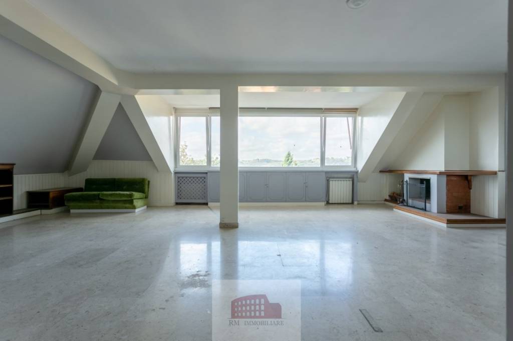 appartamento in vendita a Roma in zona Tor di Quinto