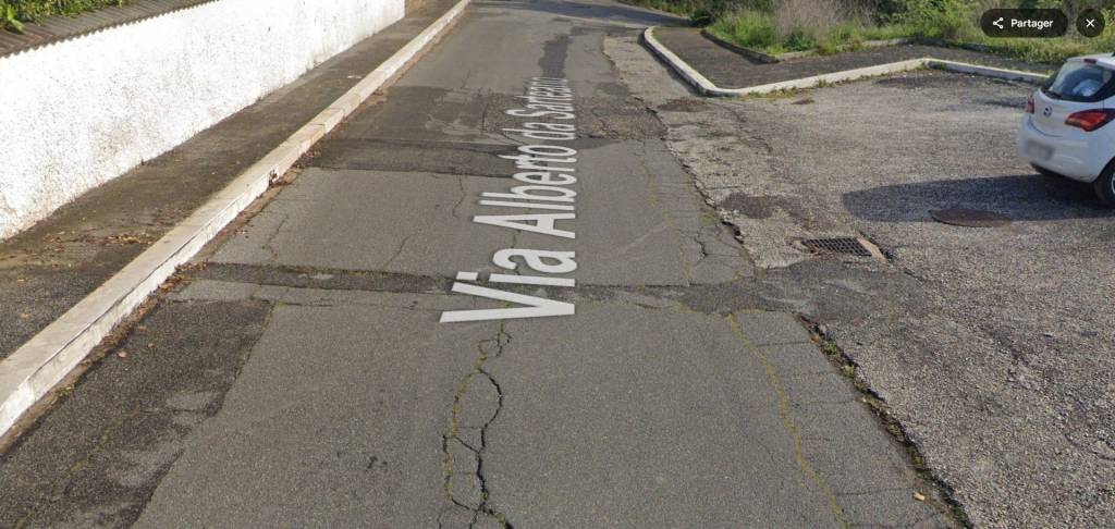 appartamento in vendita a Roma in zona Acilia