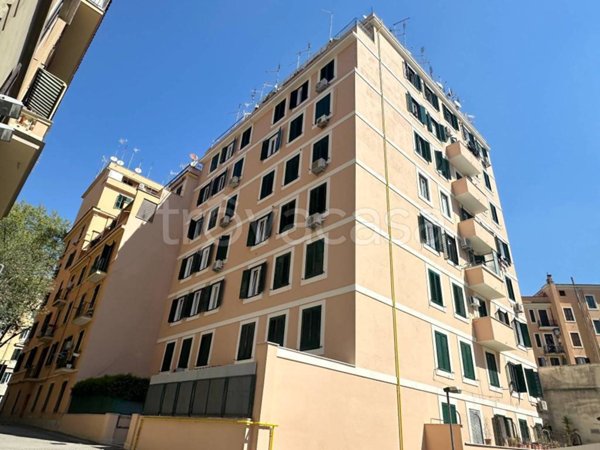 appartamento in vendita a Roma in zona Appio Latino